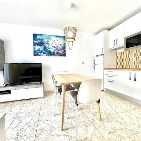 Coqueto Apartamento Cerca De Playa Los Charcos Διαμέρισμα Costa Teguise