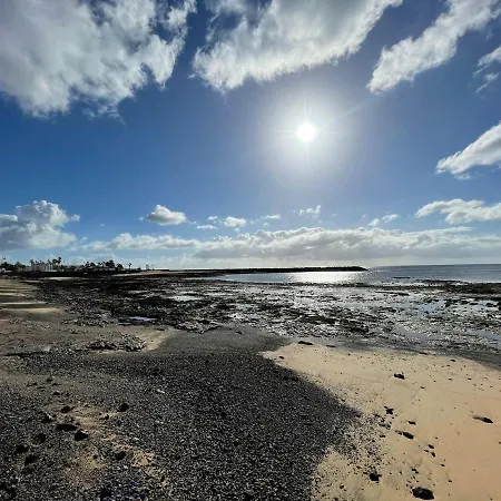 Coqueto Apartamento Cerca De Playa Los Charcos Costa Teguise